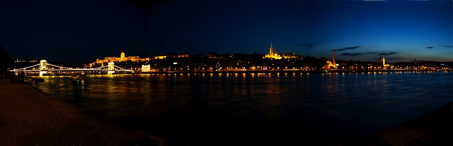 Budapest notturna.