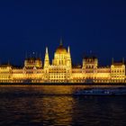 Budapest, Parlament bei Nacht
