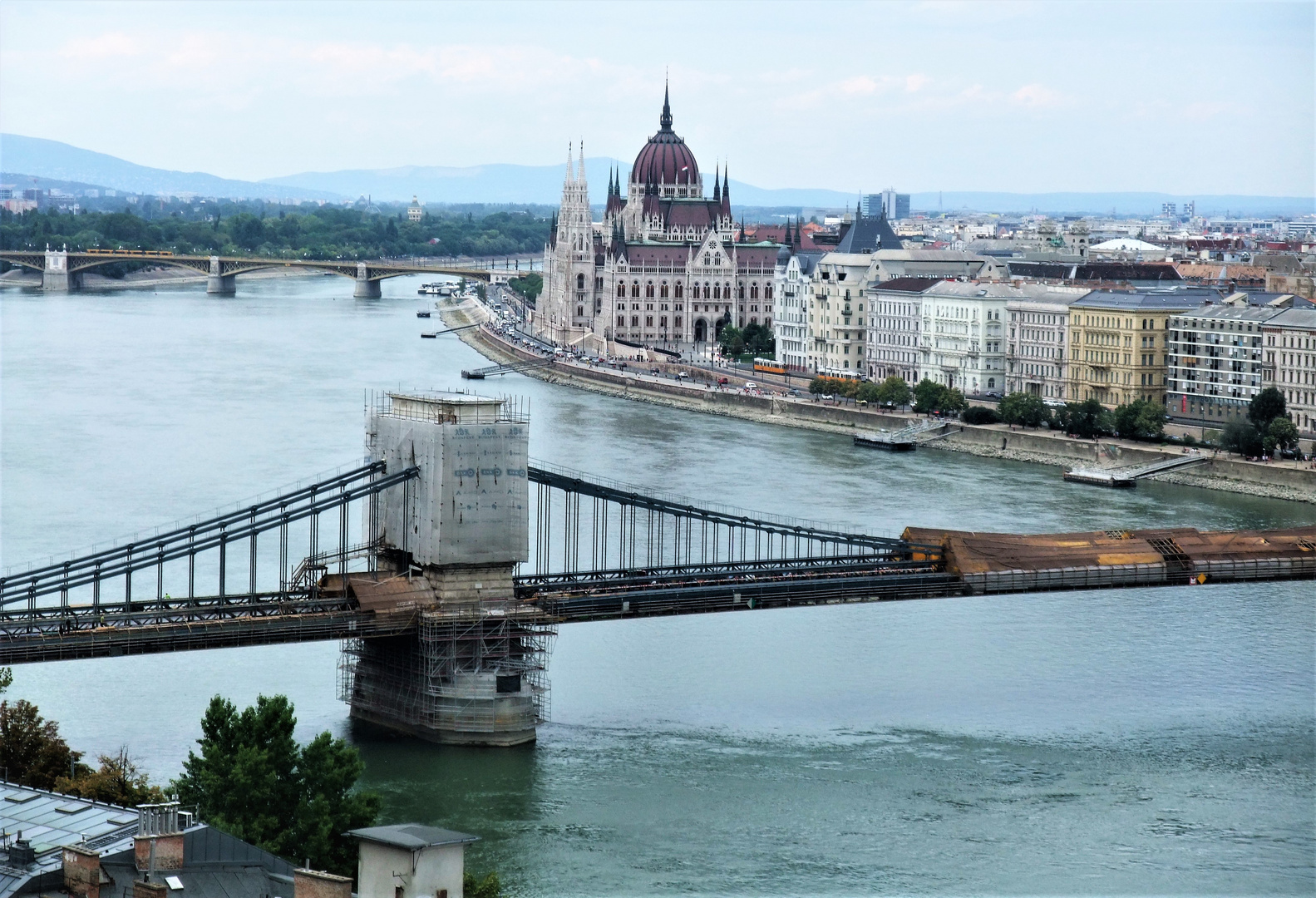 BUDAPEST  und die  DONAU (2)