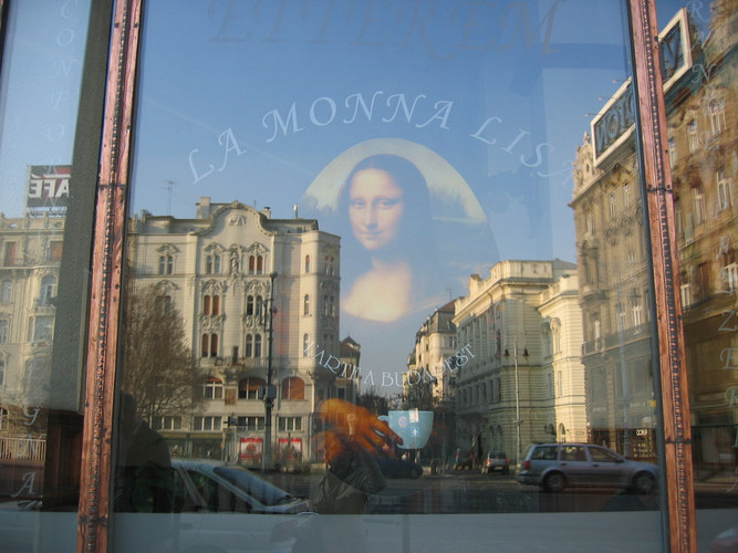 Budapester Mona