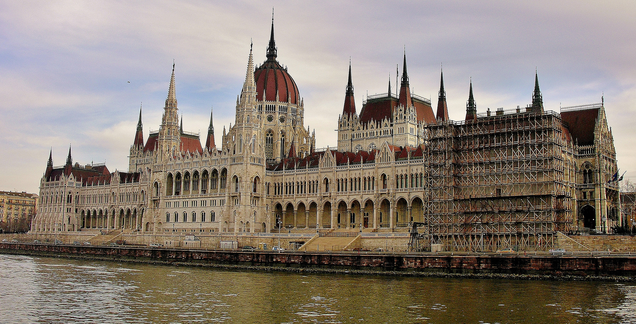 Budapest,le parlement......