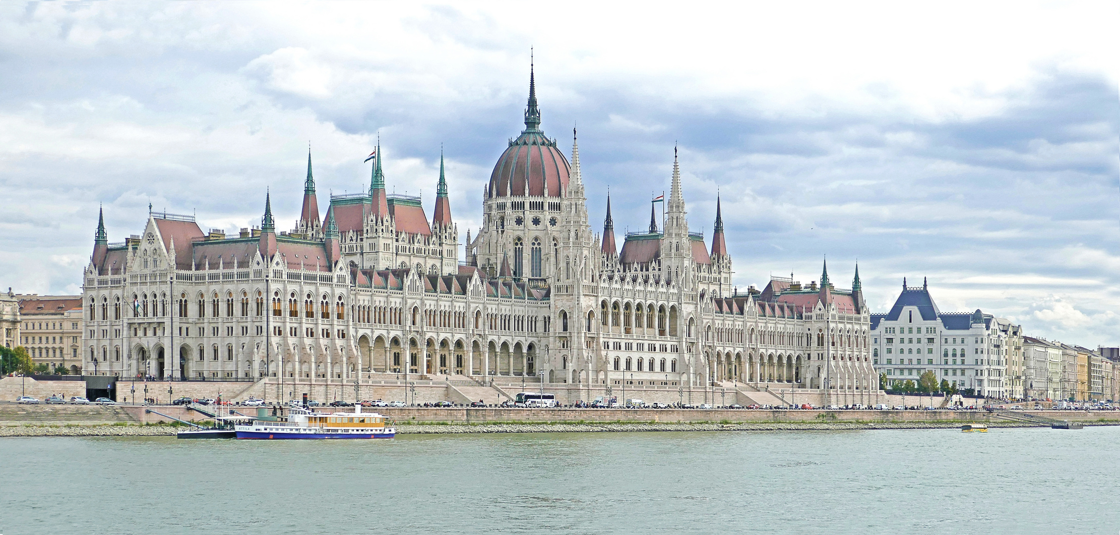 Budapest/Parlament