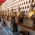 Buddastatuen im Vat Sisaket