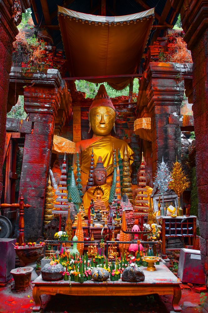 Buddha altar in Hindu temple