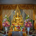 Buddha altar in Wat Luang Por Pan