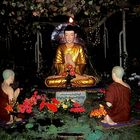 Buddha Display in der Pyeik-Chin-Myaung Höhle
