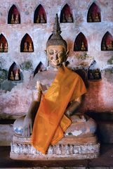 Buddha image inside Wat Si Saket