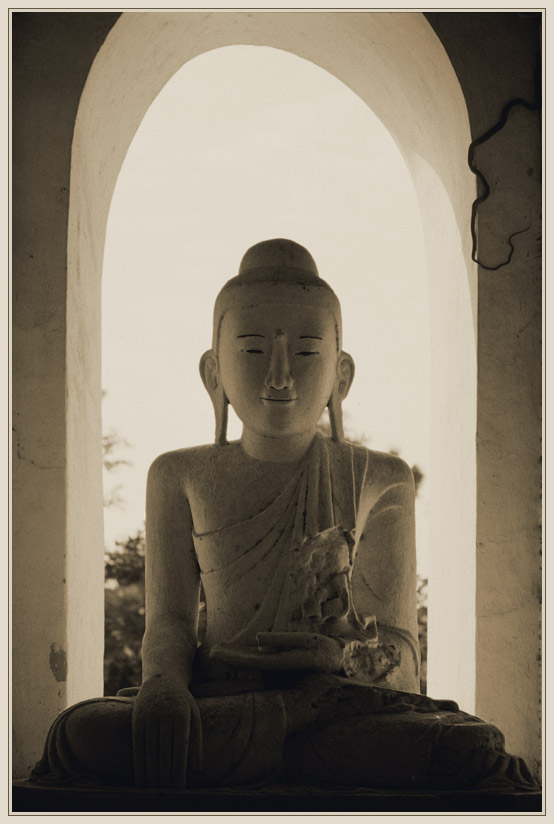 Buddha in Bagan
