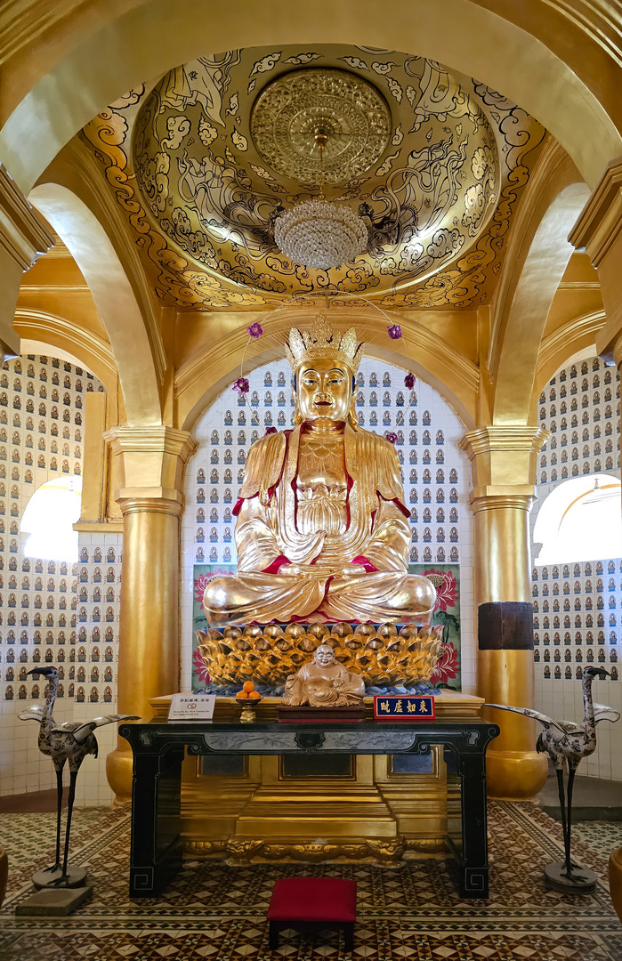 Buddha in der Ban Pho Pa Pagode