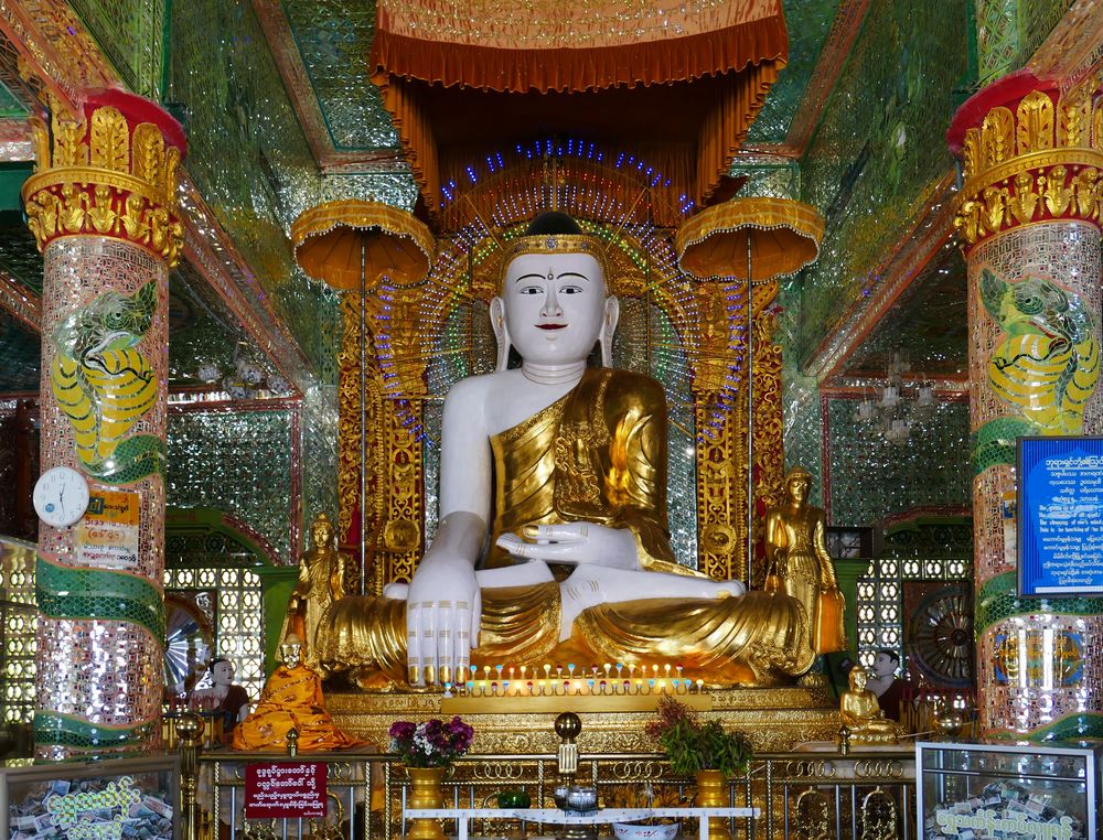 ...Buddha in der Soon Oo Pon Nya Shin Pagode...