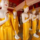 Buddha-Statuen in Wat Ban Densali