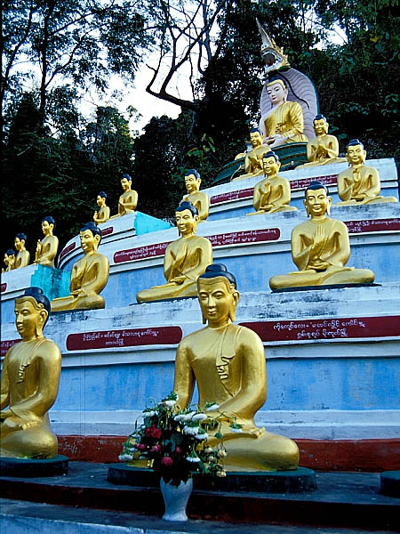 Buddha und seine Jünger