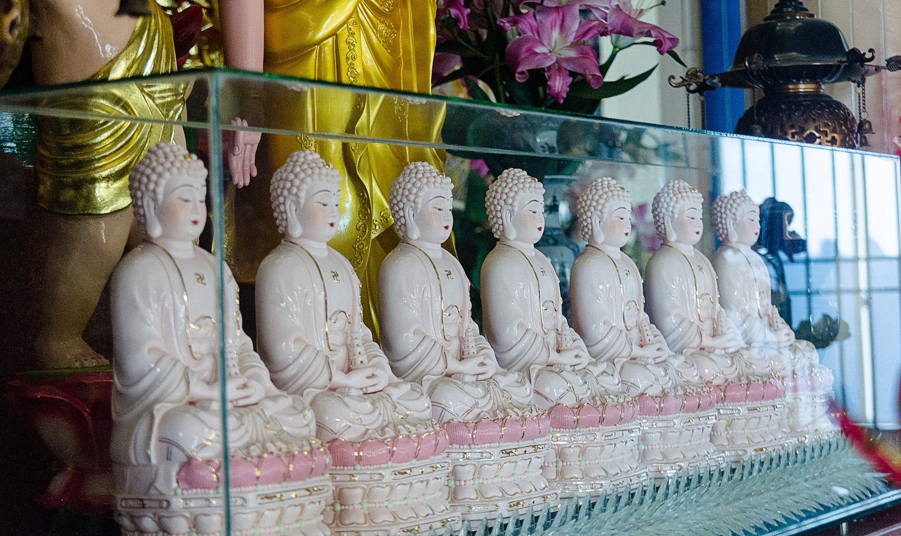 Buddhas in einem buddhistischem Tempel in Saigon