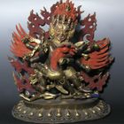 Buddhistische zornige Schutzgottheit