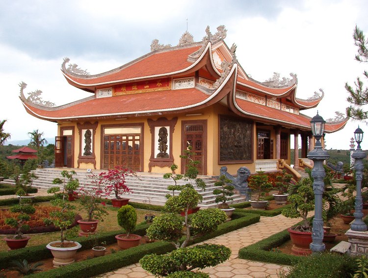 Buddhistischer Tempel in der Provinz Lam Dong