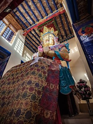 Buddhistisches Leh - Maitreya Buddha