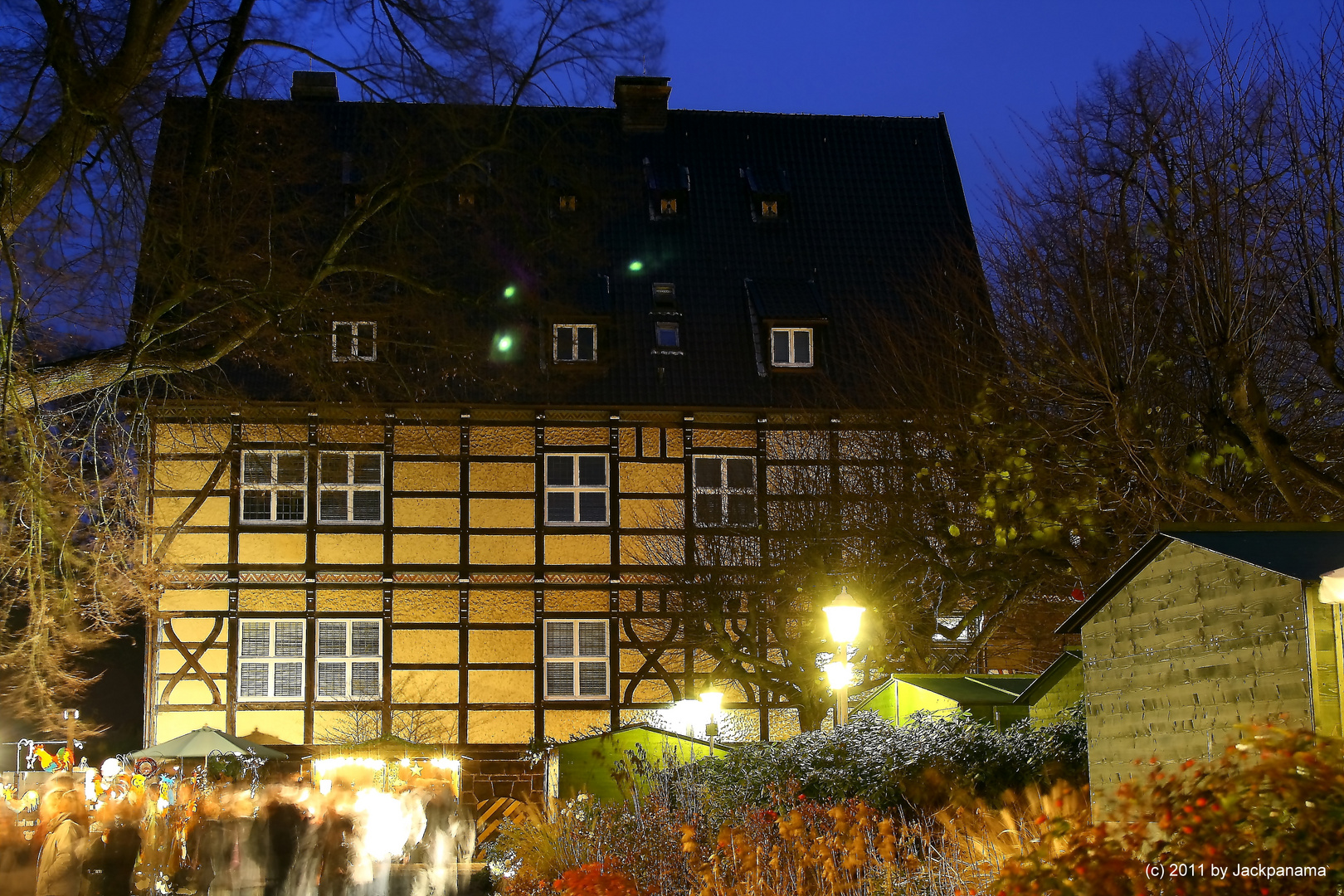 Budenzauber beim Weihnachtsmarkt im Wasserschloss Wittringen (3)