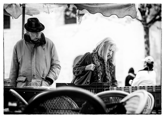 bücher, bücher, bücher.