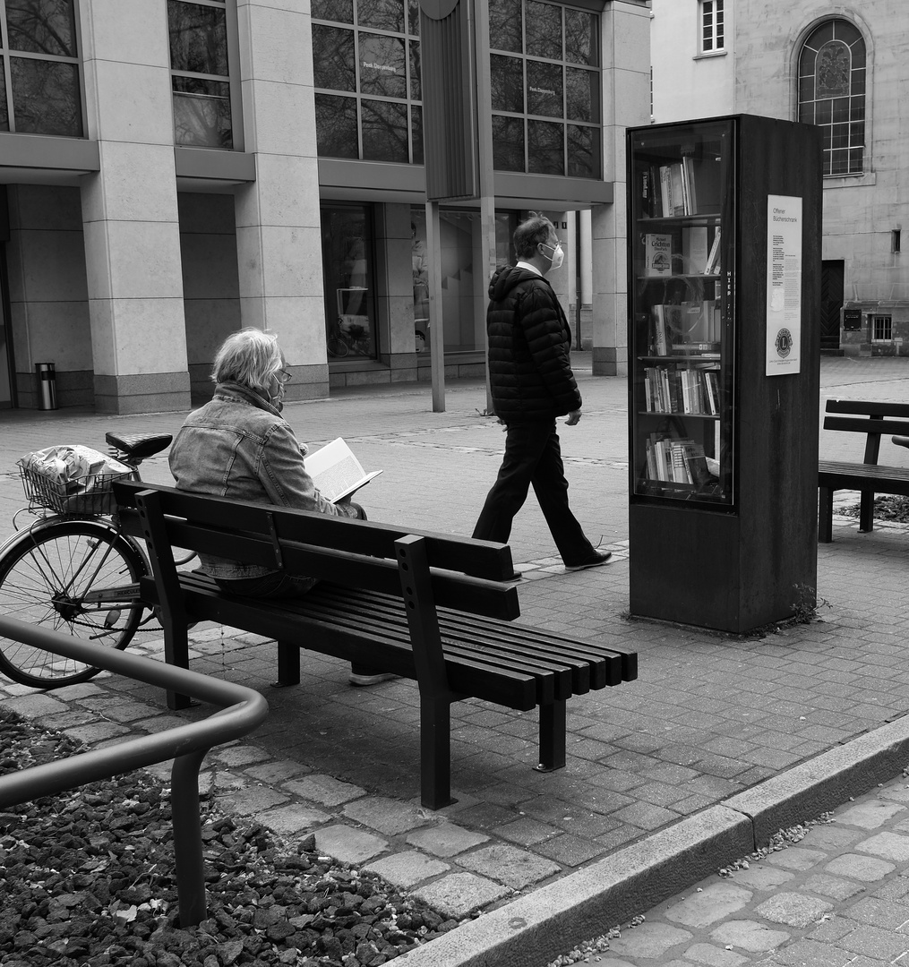 Bücherschrank