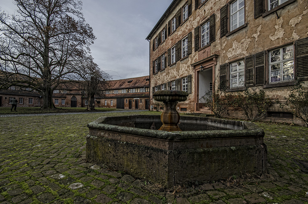 Büdingen - im Schlosshof