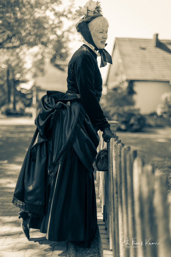 Bürgerliche Frau um 1870