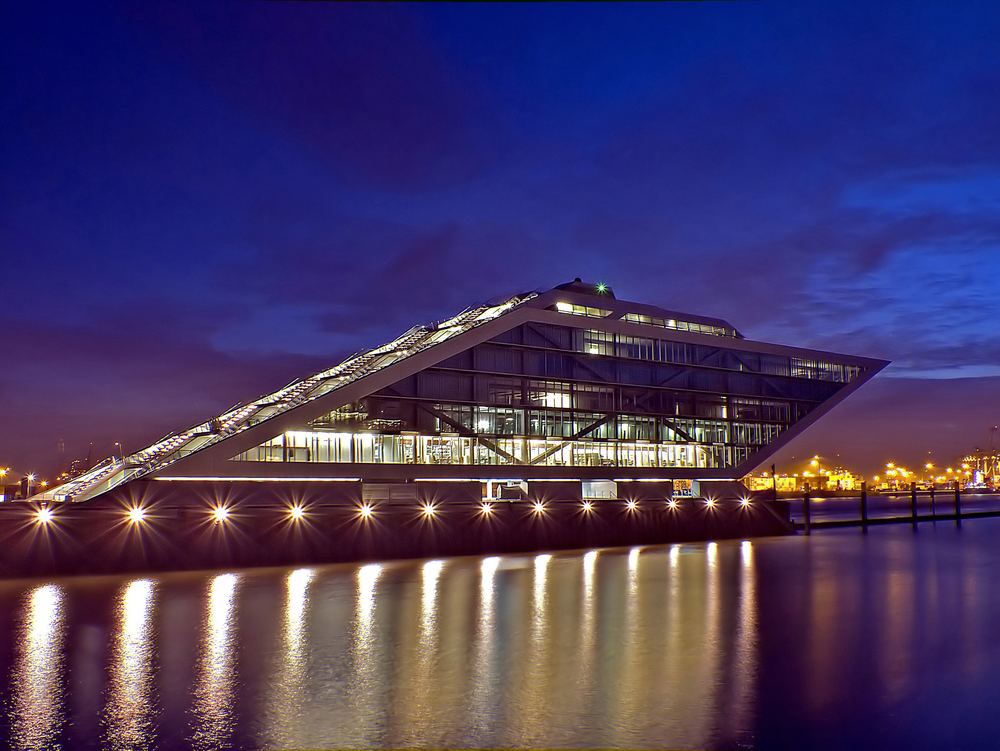 Bürogebäude im Hamburger Hafen