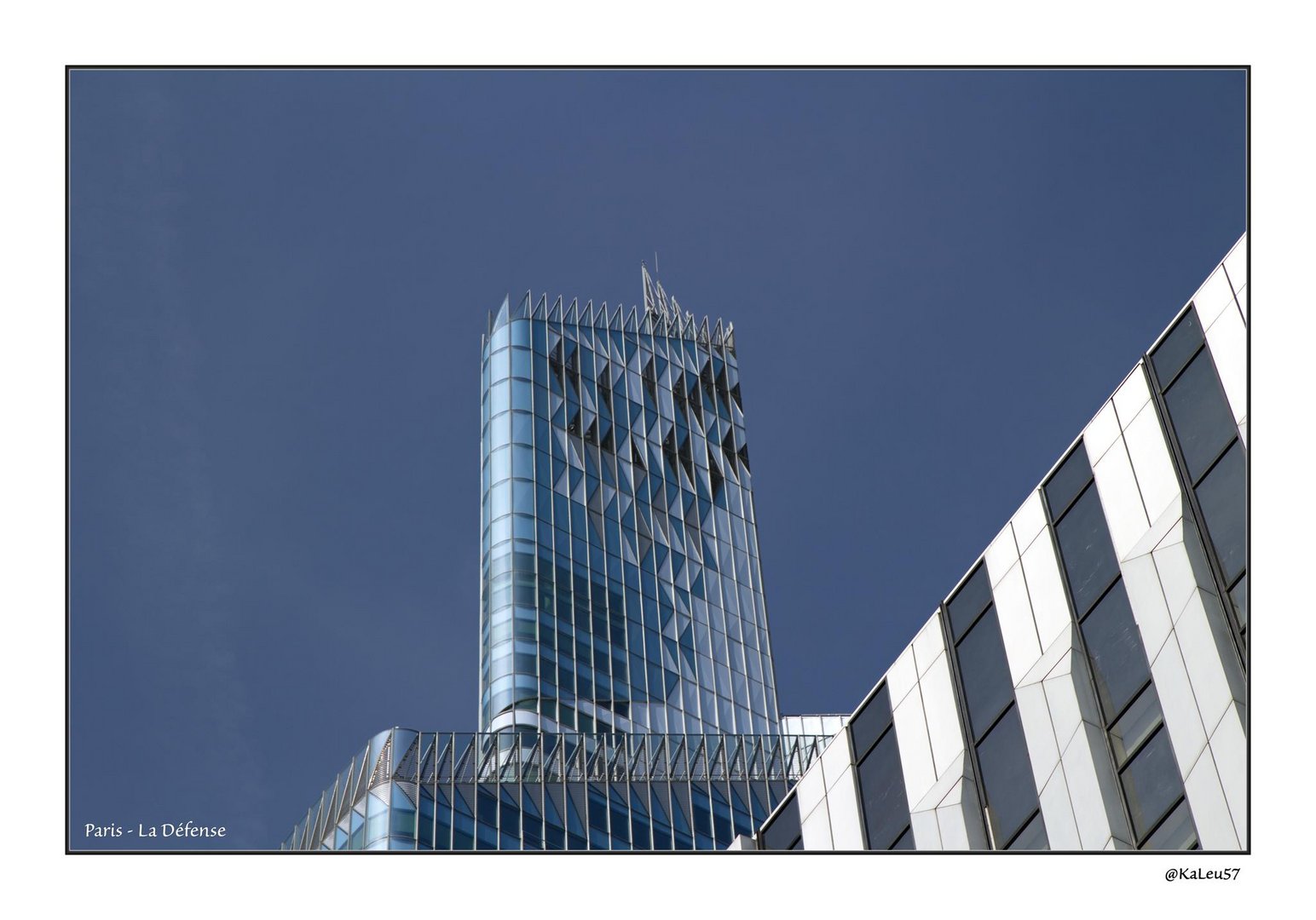 Büroturm in La Défense