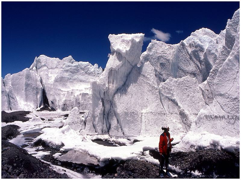 Büßerschnee in den Hochanden von Argentinien