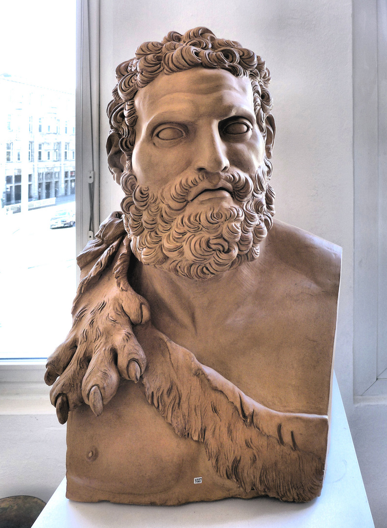 Büste des Herakles