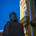 Büste neben dem literarischem Kabinettsgebäude