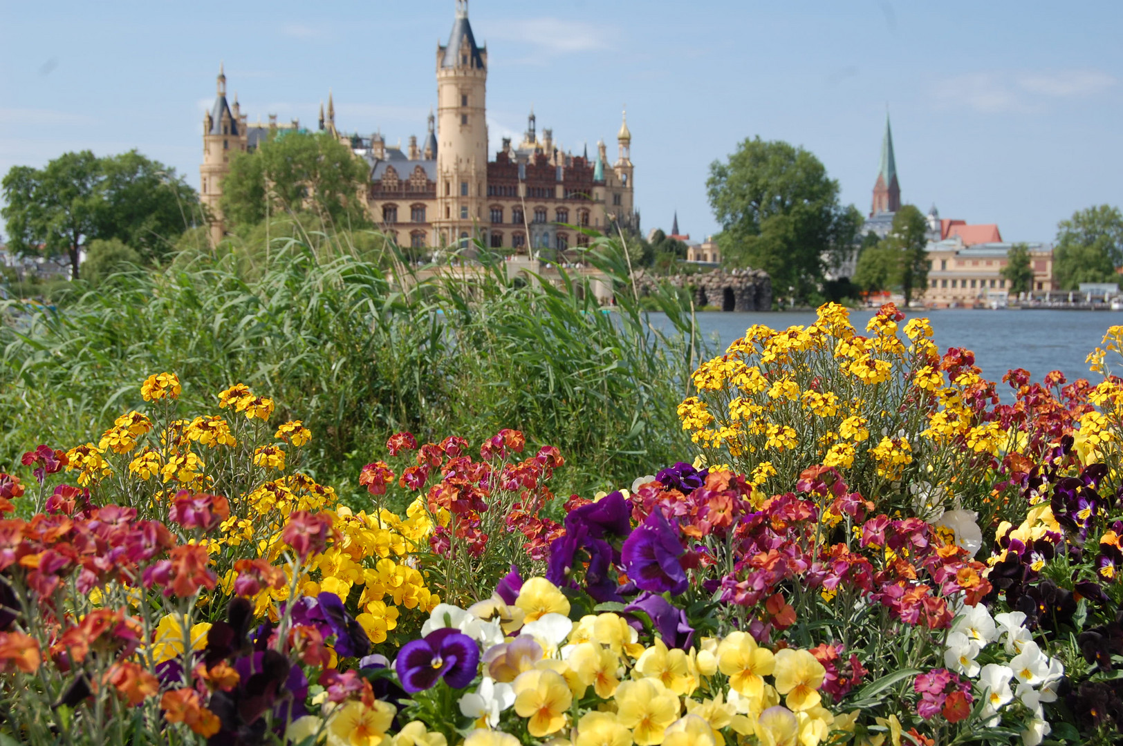 BuGa 2009 in Schwerin Blick zum Schloß