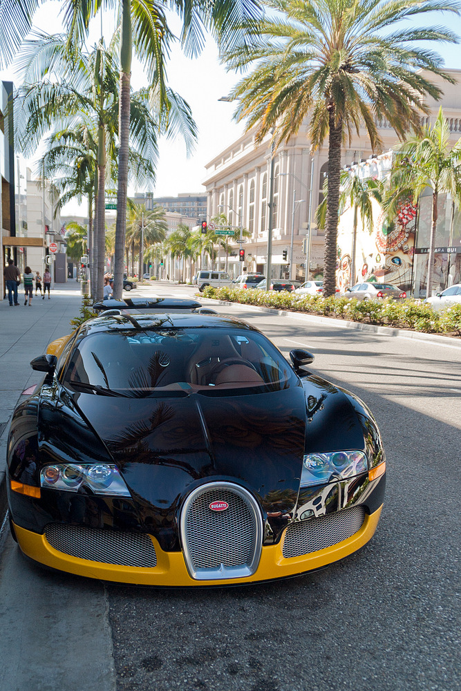 Bugatt Veyron (II); Los Angeles, Rodeo Drive