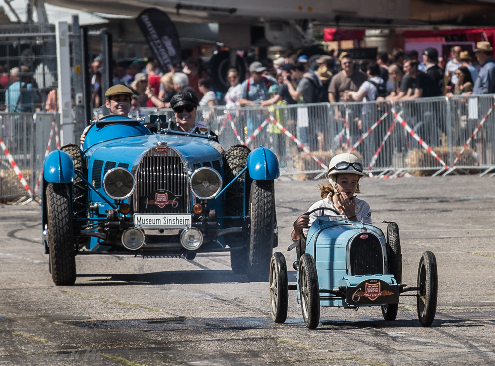 Bugatti groß und klein