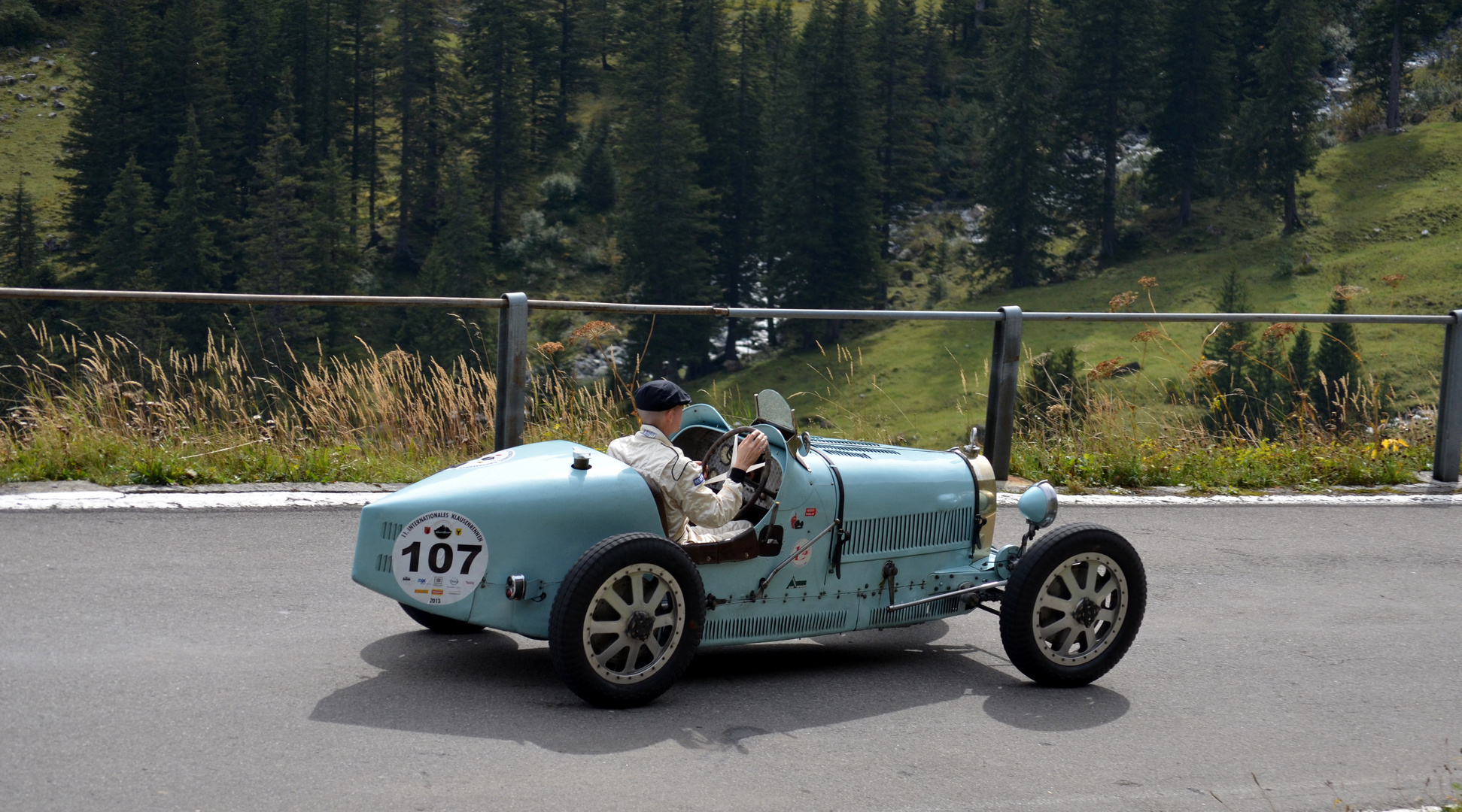 Bugatti in fahrt