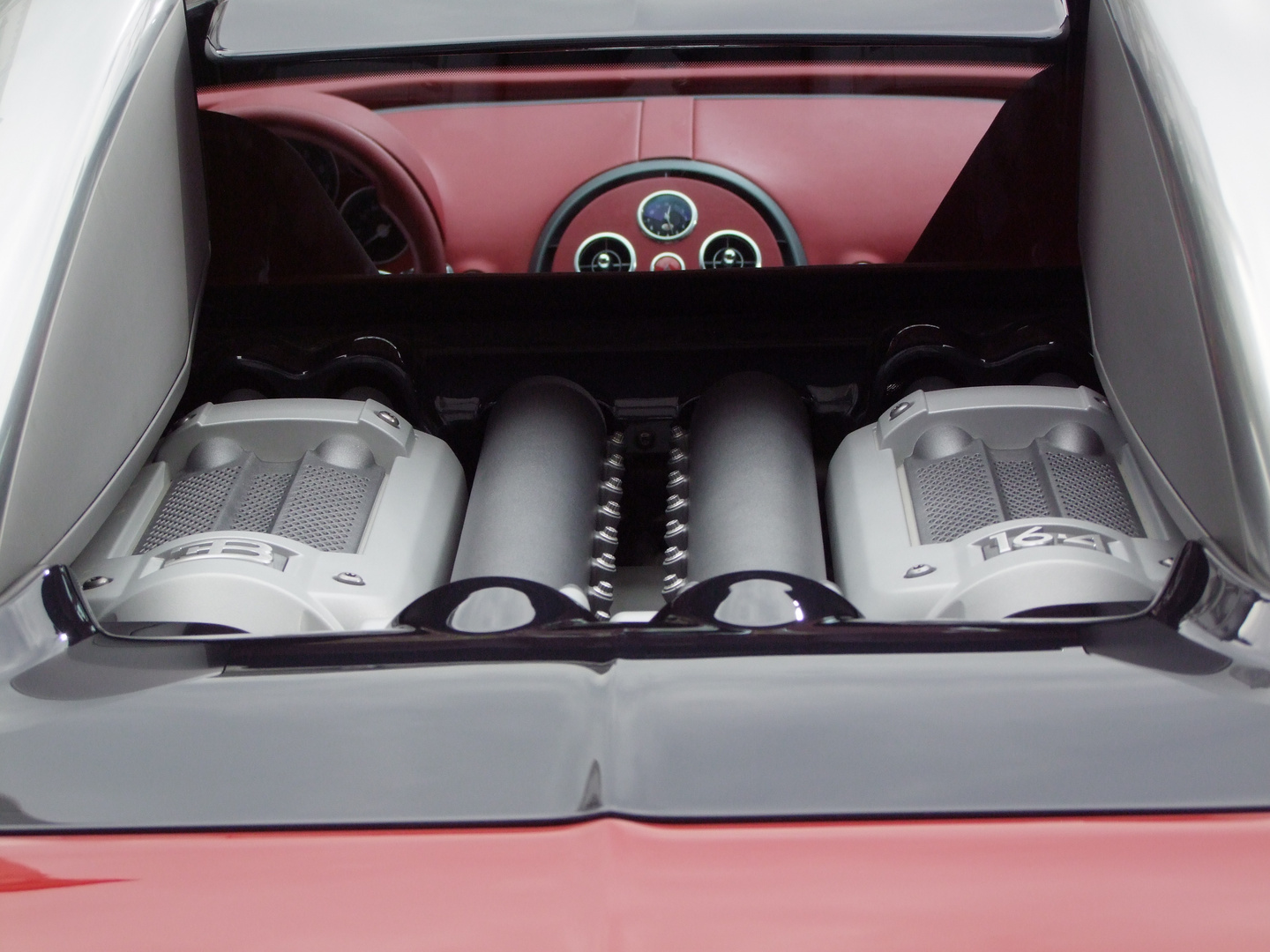 Bugatti Veyron 16.4 - Das Triebwerk