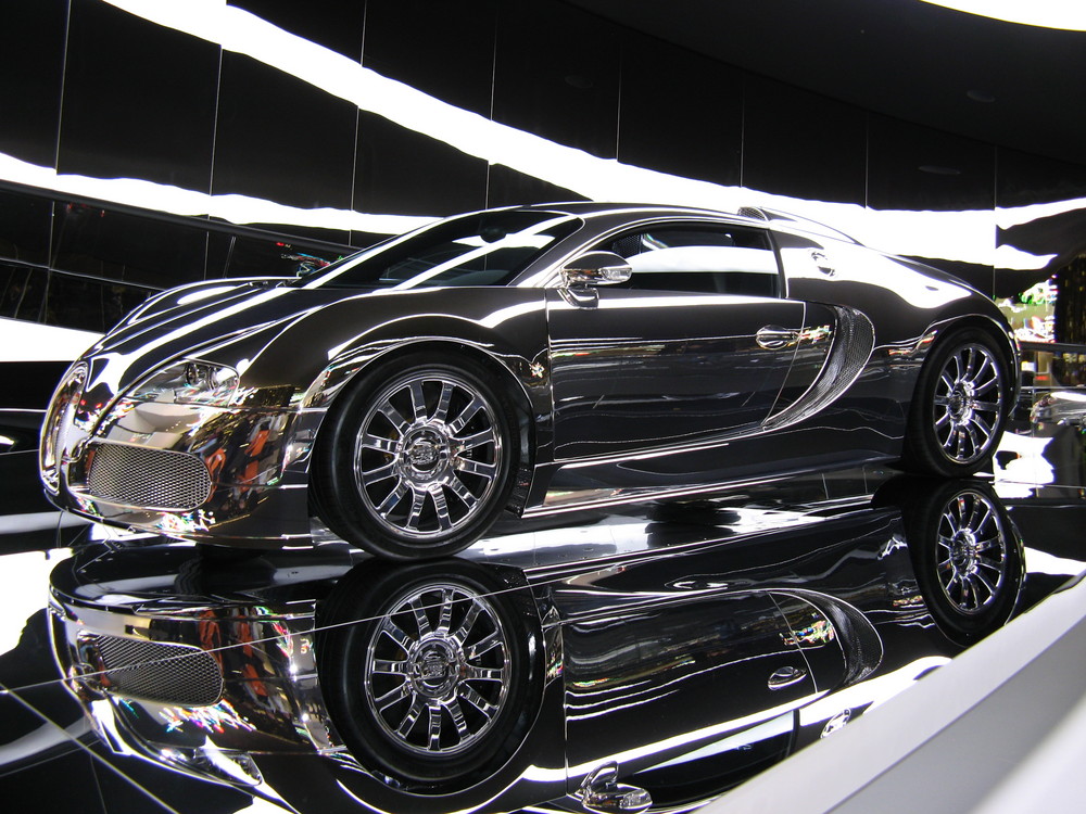 Bugatti Veyron 3 im "Premium Clubhouse"