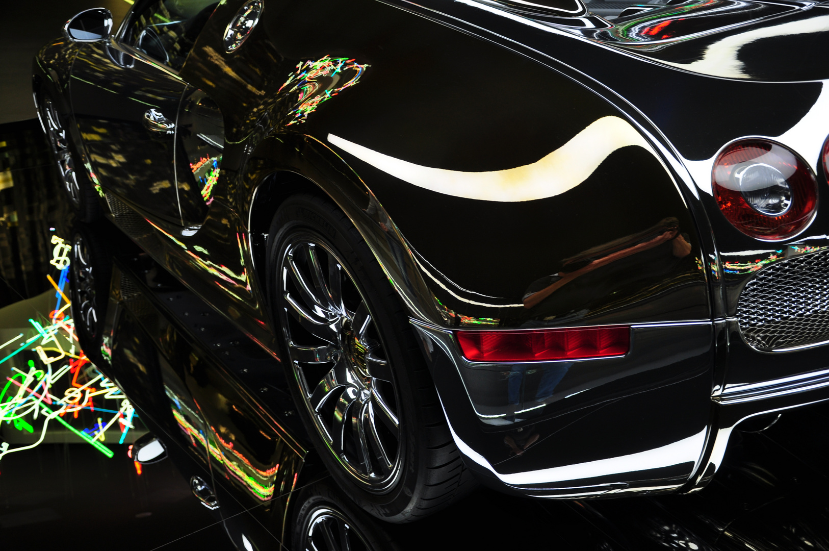 Bugatti Veyron in Chrome