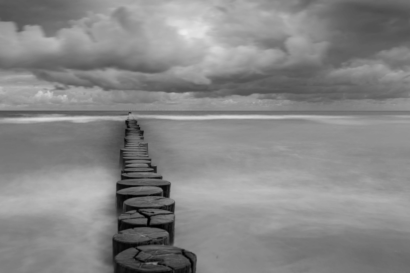 Buhnen bei Zingst - Darß