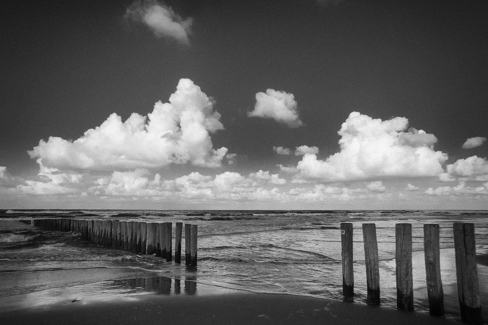 Buhnen und Wolken, Spiegelungen