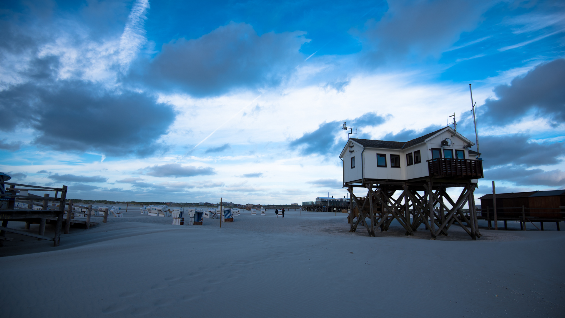 Building on stilts "St.Peter-Ording"