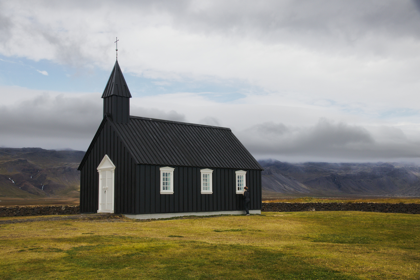 Búðir - die schwarze Kirche