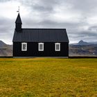Búðir - schwarze Kirche auf Island