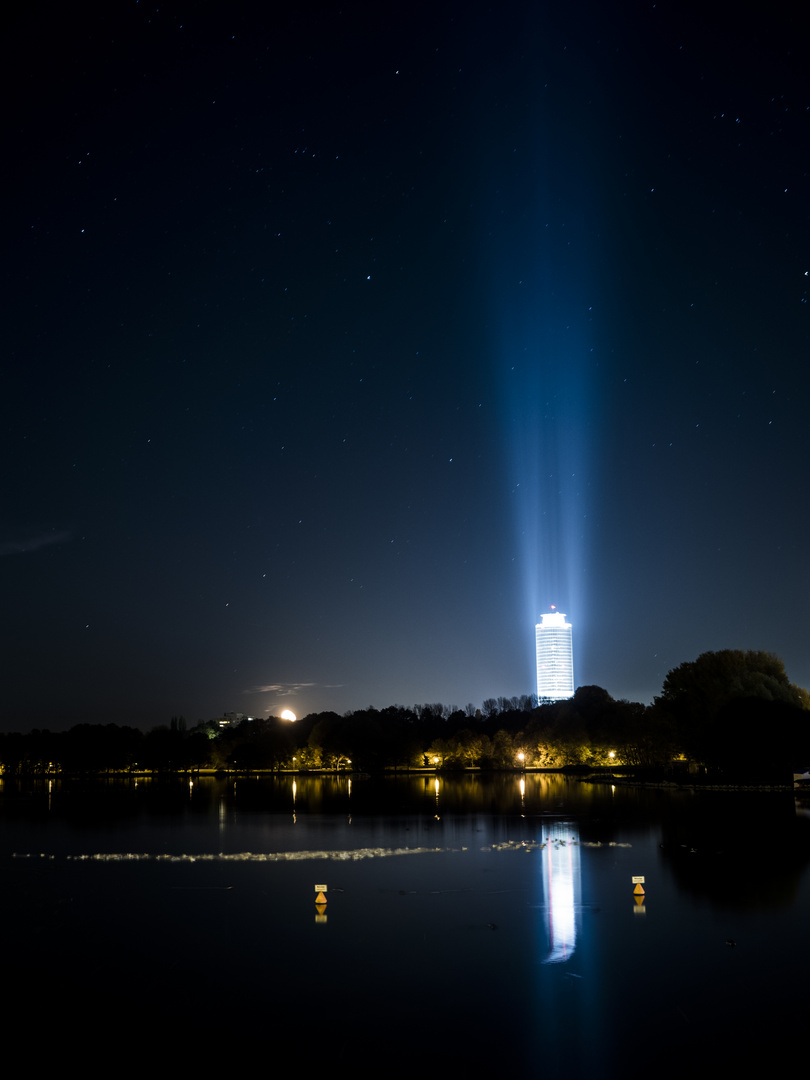 Buisnesstower bei Nacht