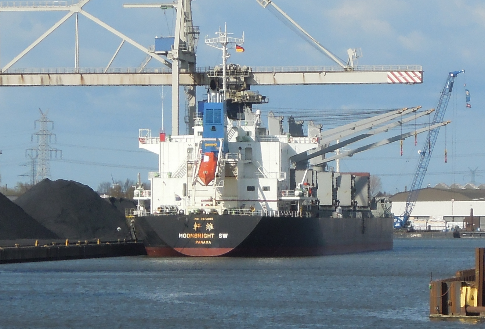 Bulk Carrier Moonbright SW