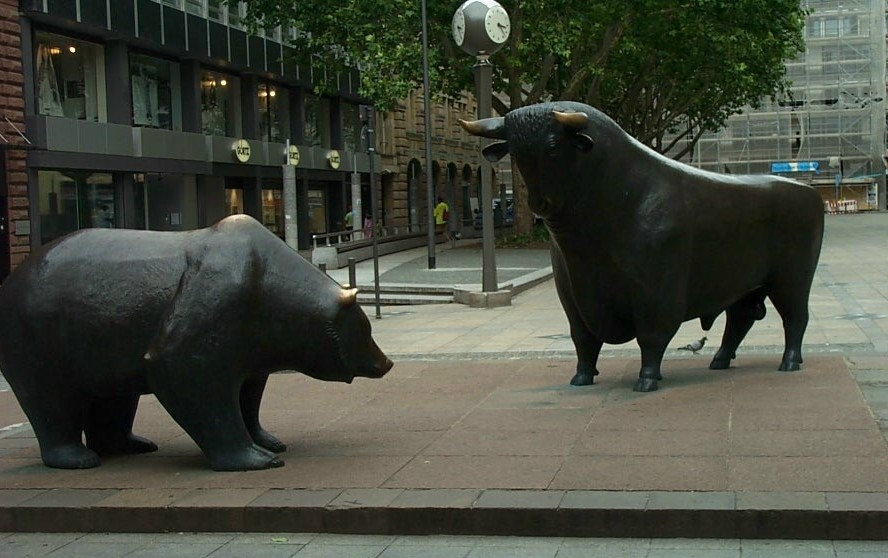 Bull und Bär vor der Börse in Frankfurt am Main