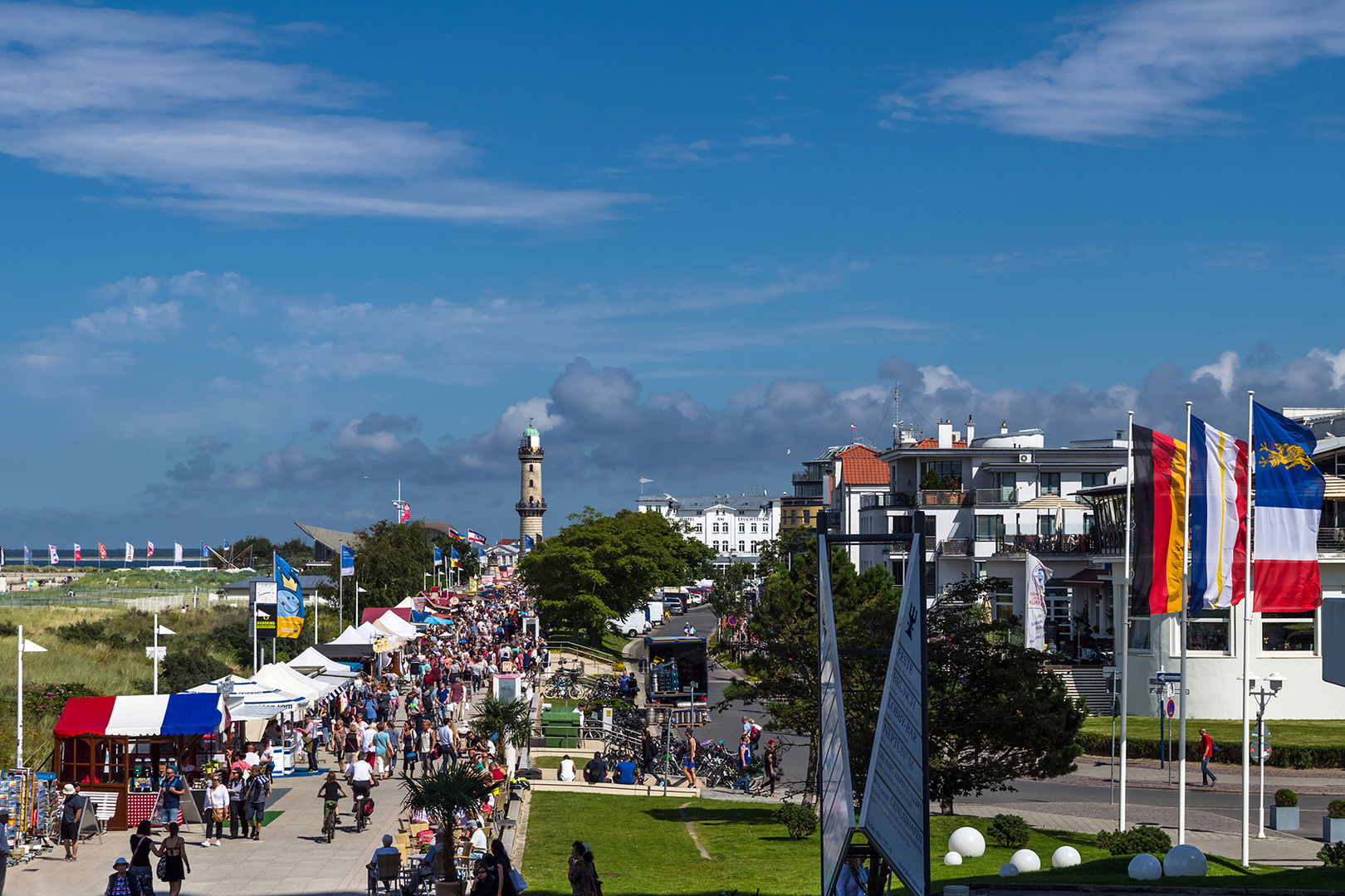 Bummelmeile, Seepromenade Warnemünde