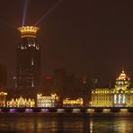 Bund Panorama bei Nebel