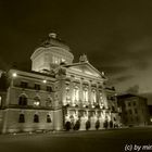 Bundeshaus at Night