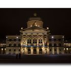 Bundeshaus bei Nacht