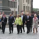 Bundeskanzlerin Merkel und der Ministerpräsident von Sachsen mit Stadtspitze